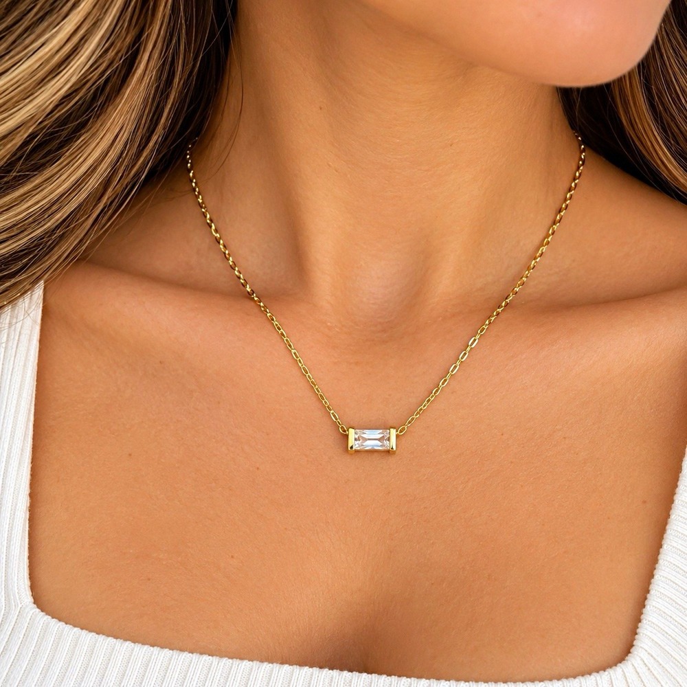 Kendra Scott Juliette Necklace Gold Tone Crystal Baguette Pendant 9608802205